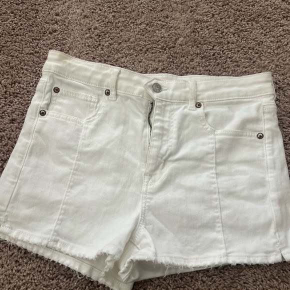 American eagle outfitters shortie shirts high waisted White Denim Shorts sz8 - Picture 1 of 7